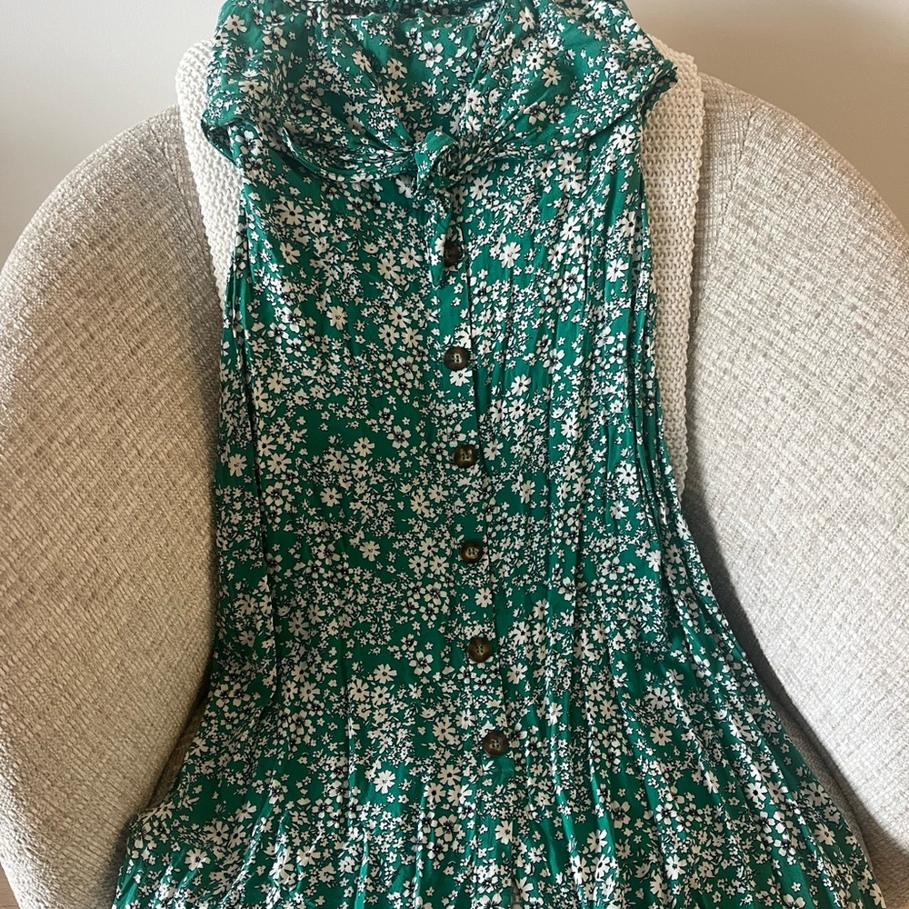 Floral Green Button-Up Dress